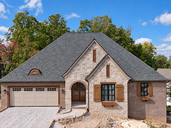 103 Chestnut Ridge Ct, Crossville, TN 38558