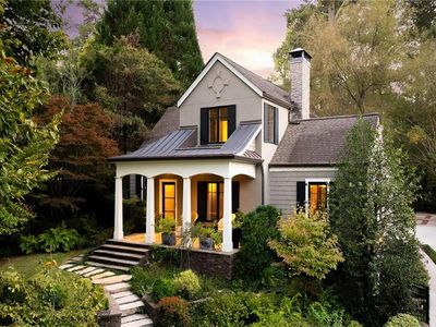 1093 Berkshire Rd NE, Atlanta, GA, 30306