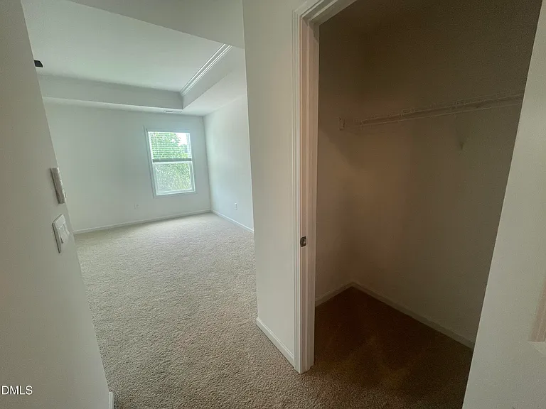 518 Dorset Stream Dr — Photo 33