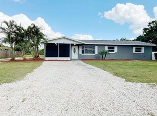 3018 Der Rd, Plant City, FL 33566