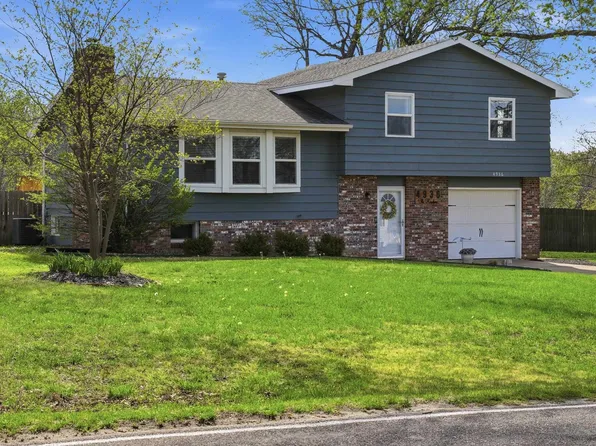 4936 NW Brickyard Rd, Topeka, KS 66618