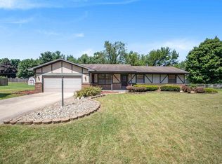 12261 Timberline Trce N, Granger, IN 46530