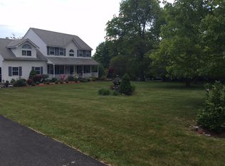 516 Lake Rd, New Windsor, NY 12553