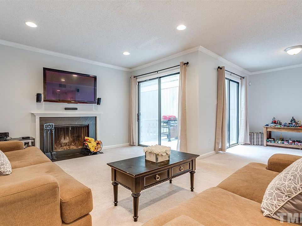 1st image of 4101 Five Oaks Dr Unit 24