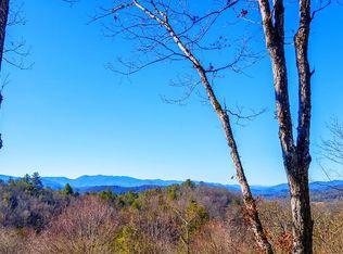 11 Antler Ridge Ln, Franklin, NC 28734