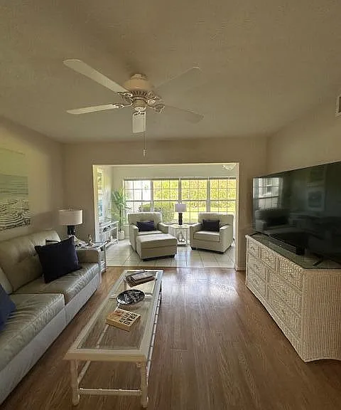 740 Lake Orchid Cir #109 — Photo 3
