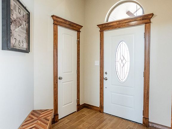 4th image of 9547 Grey Wolf Ln
