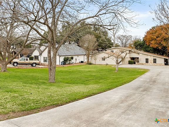 3rd image of 92 Turtle Ln