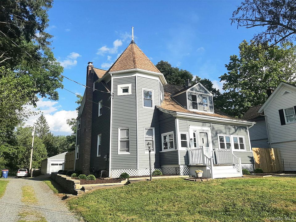 1st image of 46 Old Post Road