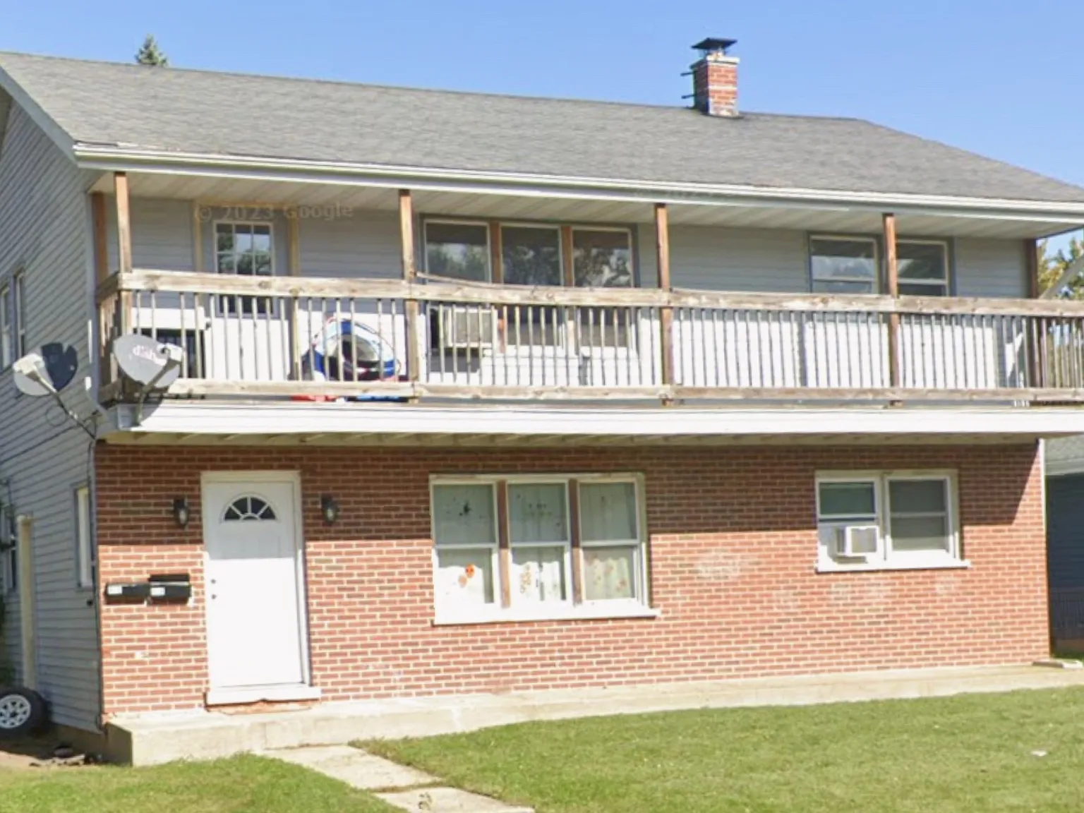 3 bed, 1150 sqft, $1,700 — Photo 1