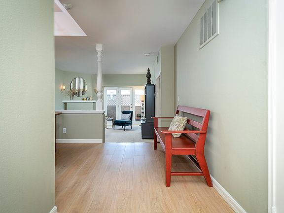 4th image of 1133 9th St Unit 205