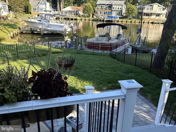 1 Moonshell Dr, Ocean Pines, MD 21811