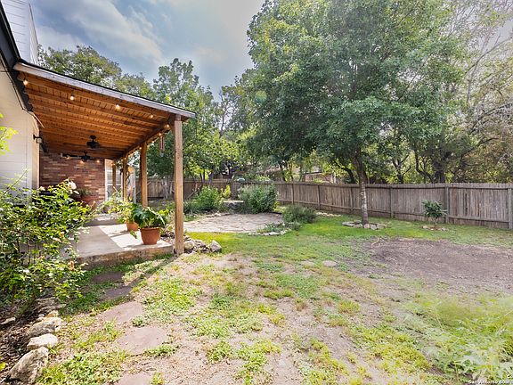 4th image of 8315 SHALLOW CREEK DR