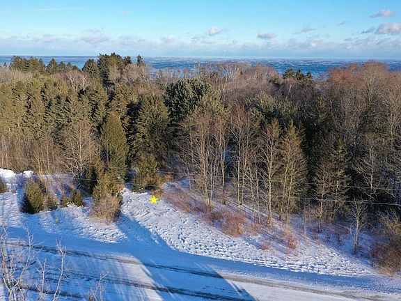 4th image of Lakeshore Rd