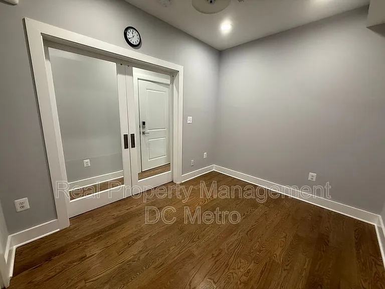804 21st St NE — Photo 9