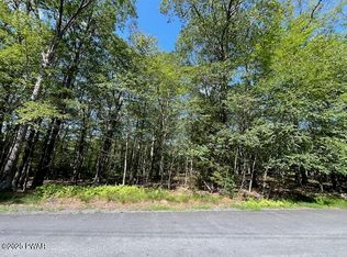 14 Ridge Rd, Milford, PA 18337