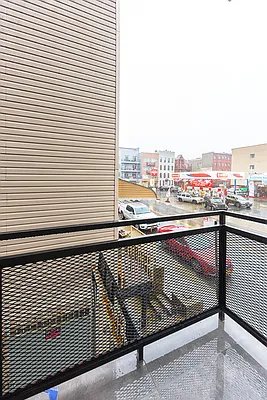 Rented by PM Management | media 85