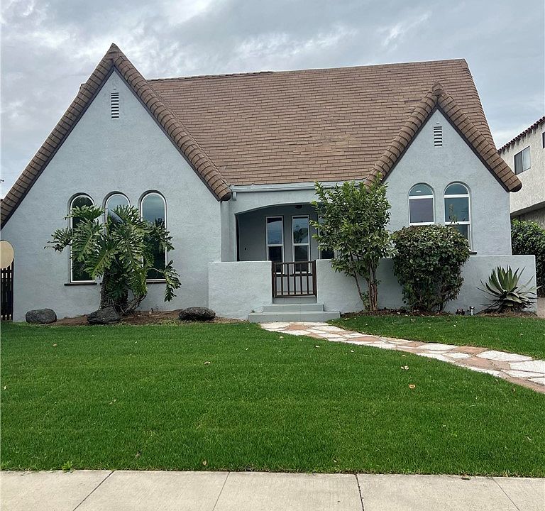 1st image of 4023 W 63rd St