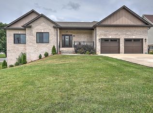 55 Farmstead Ln, Jonesborough, TN 37659