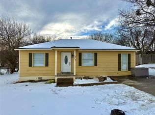 1013 Hillside Dr, Ada, OK 74820