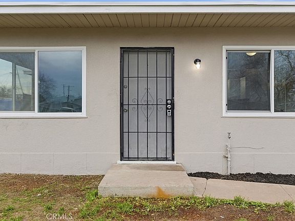 4th image of 1726 E 23rd St