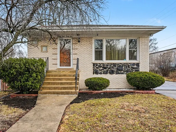 9835 S Rutherford Ave, Oak Lawn, IL 60453
