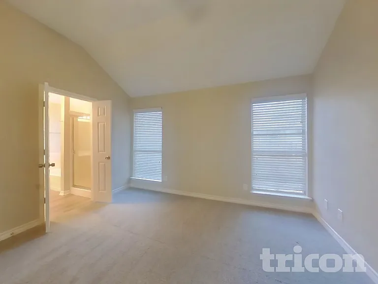 1116 Monticello Dr — Photo 6
