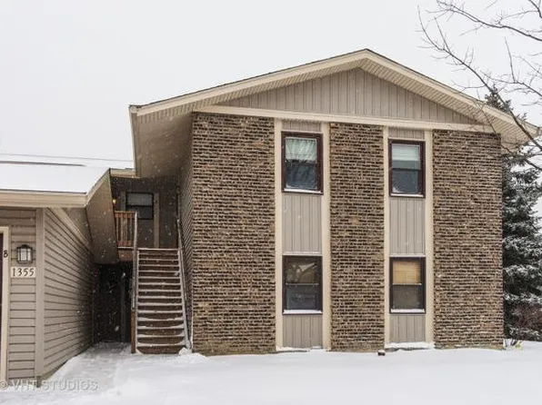1355 Laguna Ct Unit B, Hanover Park, IL 60133
