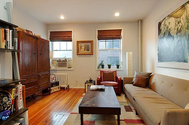 Rented by Corcoran | media 23