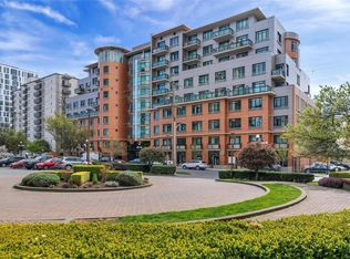 Jukebox Victoria, Victoria, BC V8V 0C9