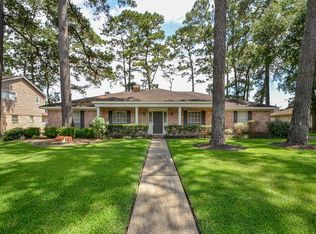 1110 Old Mill Ln, Houston, TX 77073