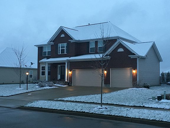 2nd image of 2083 Lincolnshire Dr