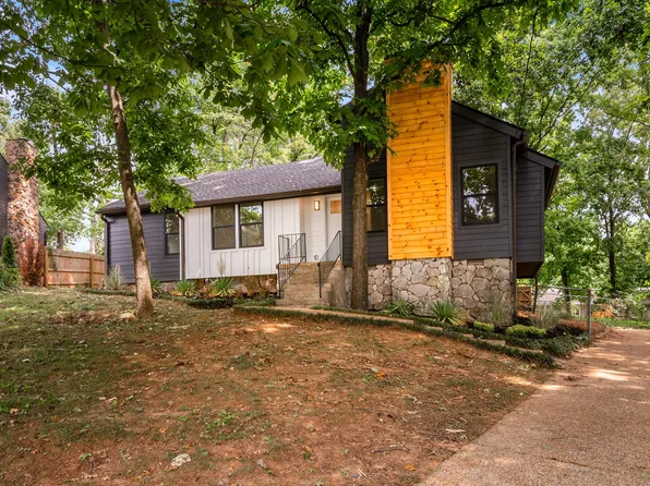 304 Sunrise Cir, Mount Juliet, TN 37122