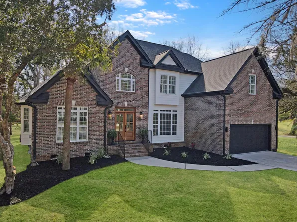 3201 Heathland Way, Mount Pleasant, SC 29466