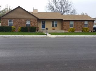 10058 S Yorkshire Dr, South Jordan, UT 84009