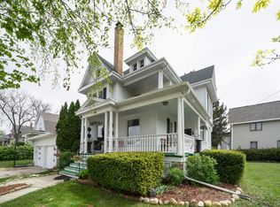 102 N Main St, Iron Ridge, WI 53035