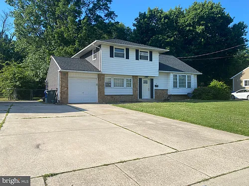 22 Fairmount Dr Photo 1