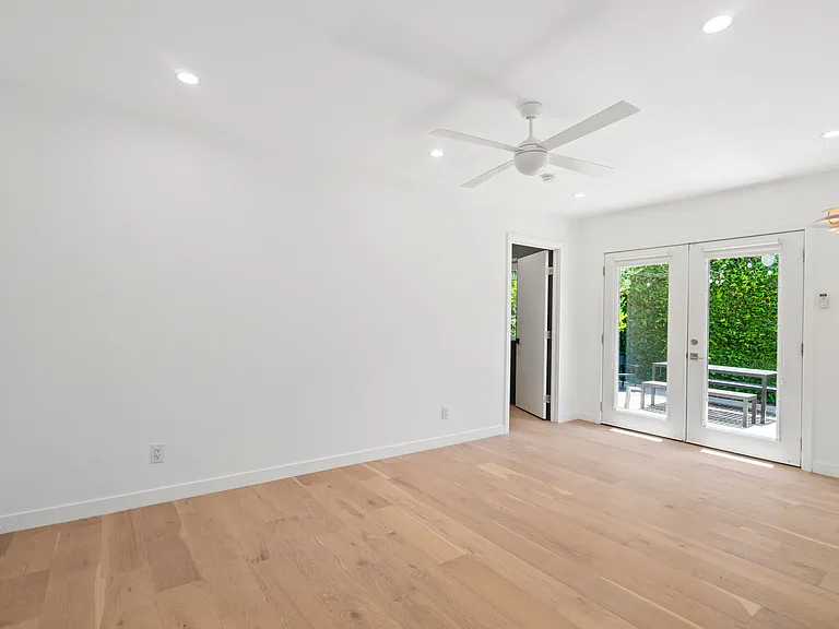 229 Joy St — Photo 5