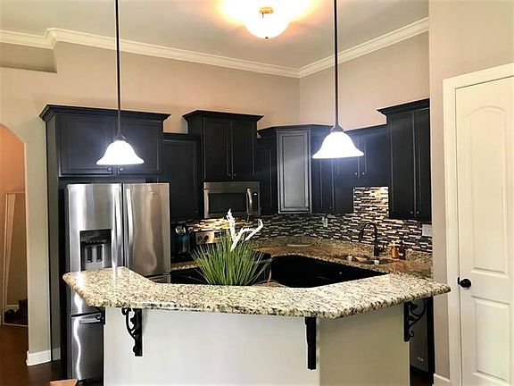 5th image of 9096 Oakvale Dr