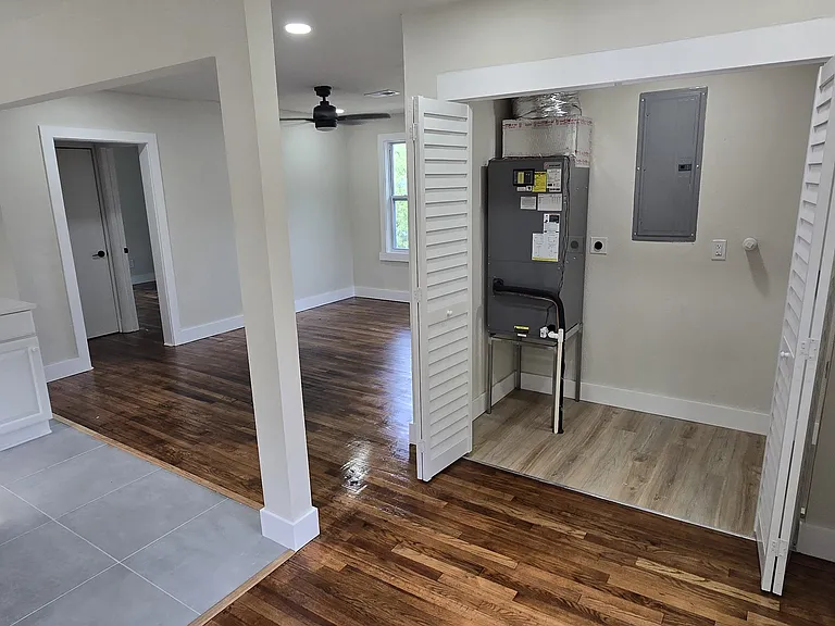 2045 Buckman St — Photo 17