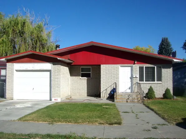 665 S Stout Ave, Blackfoot, ID 83221