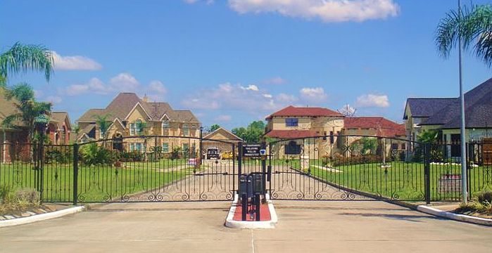1st image of 6606 Emerald Dr
