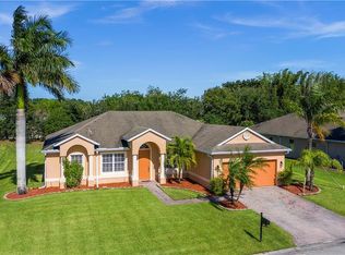 1331 Scarlet Oak Cir, Vero Beach, FL 32966
