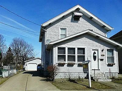 2213 Jackson Pl photo 1