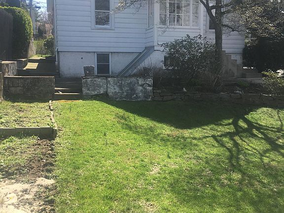 4th image of 31 Lakeview Dr