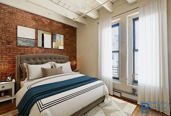 Rented by Brooklyn Bridge | media 8