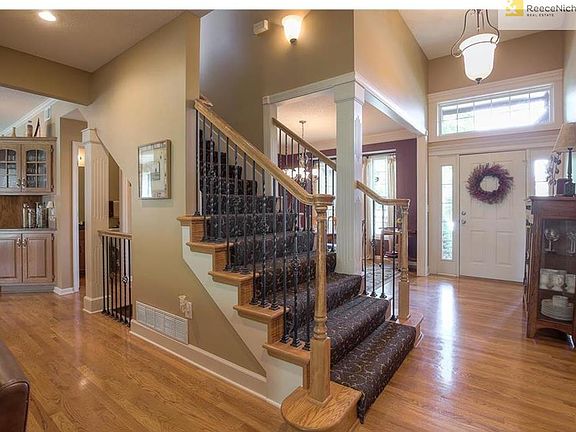 HARDWOOD FLOORS IRON SPINDLES