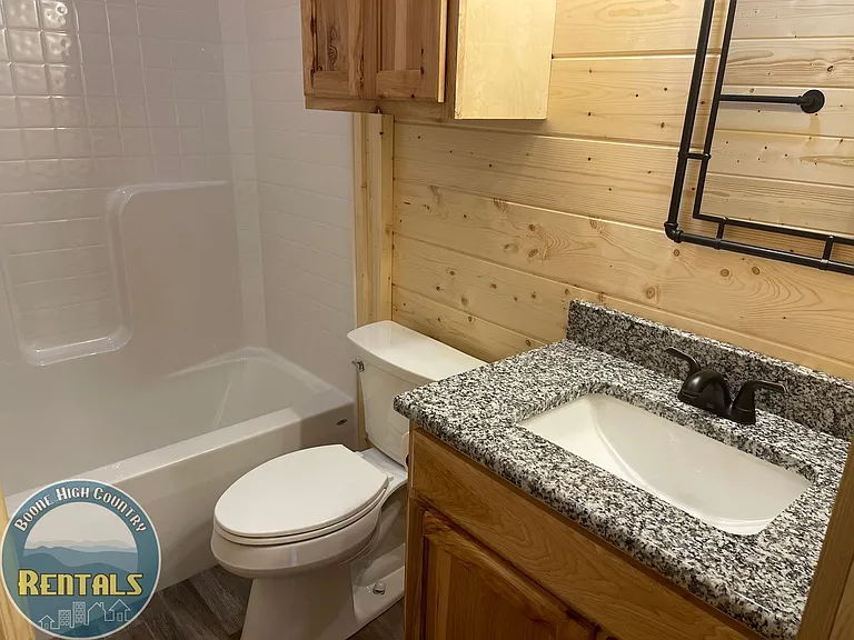 120 Oliver Ln — Photo 10