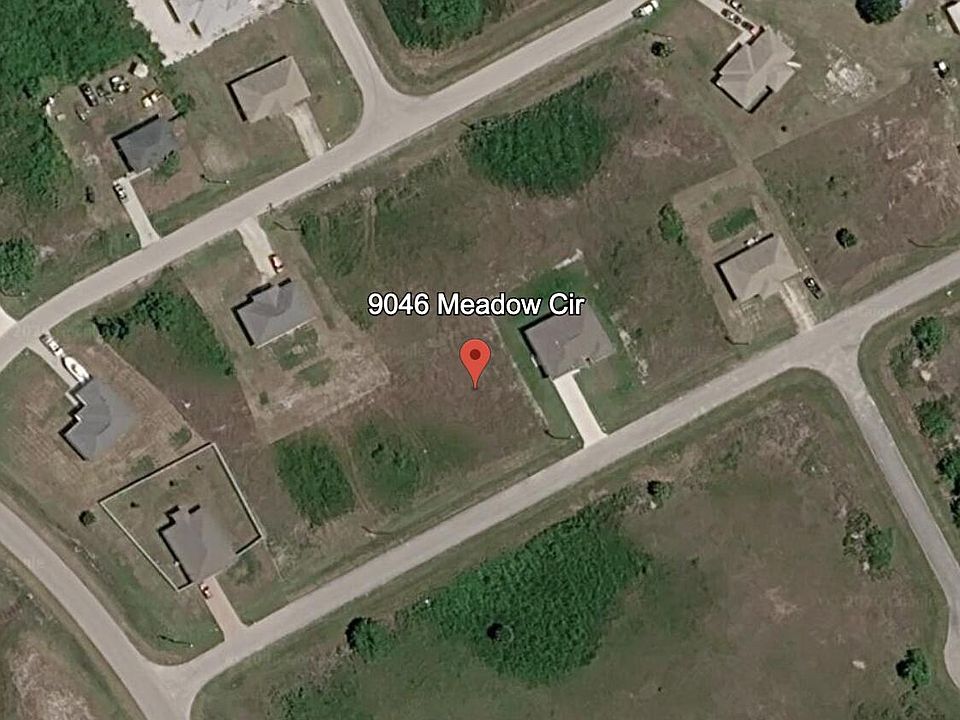 2nd image of 9046 Meadow Circle