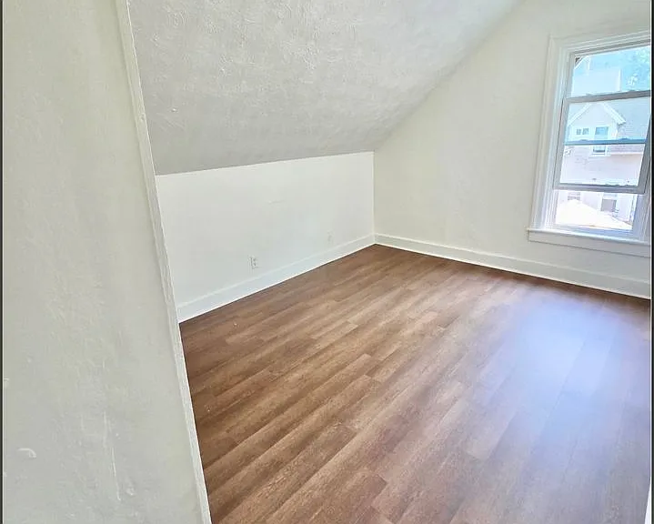 79 Hamlet Avenue — Photo 26